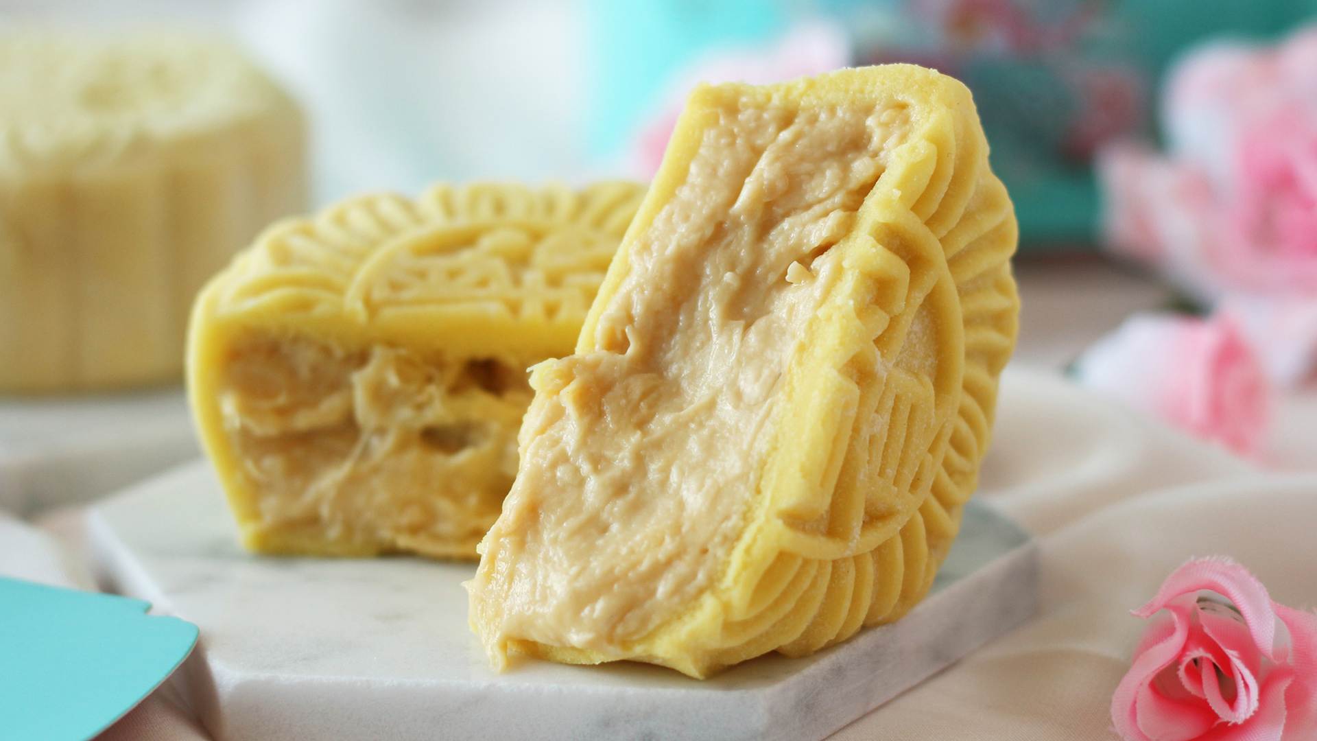 malaysia singapore durian mooncake